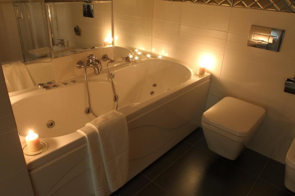 Hotel Fado Spa & Restaurant Świdnica Rom bilde