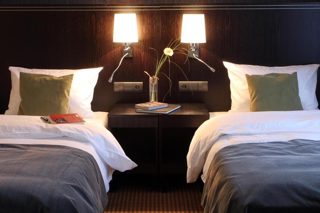 Hotel Fado Spa & Restaurant Świdnica Rom bilde