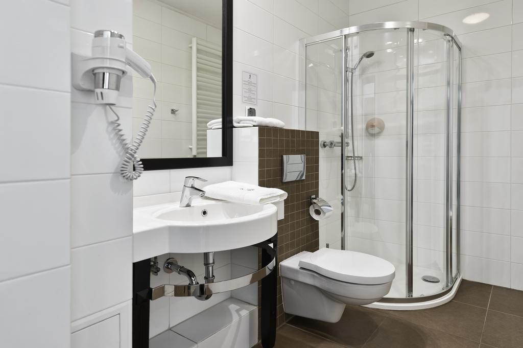 Hotel Fado Spa & Restaurant Świdnica Eksteriør bilde