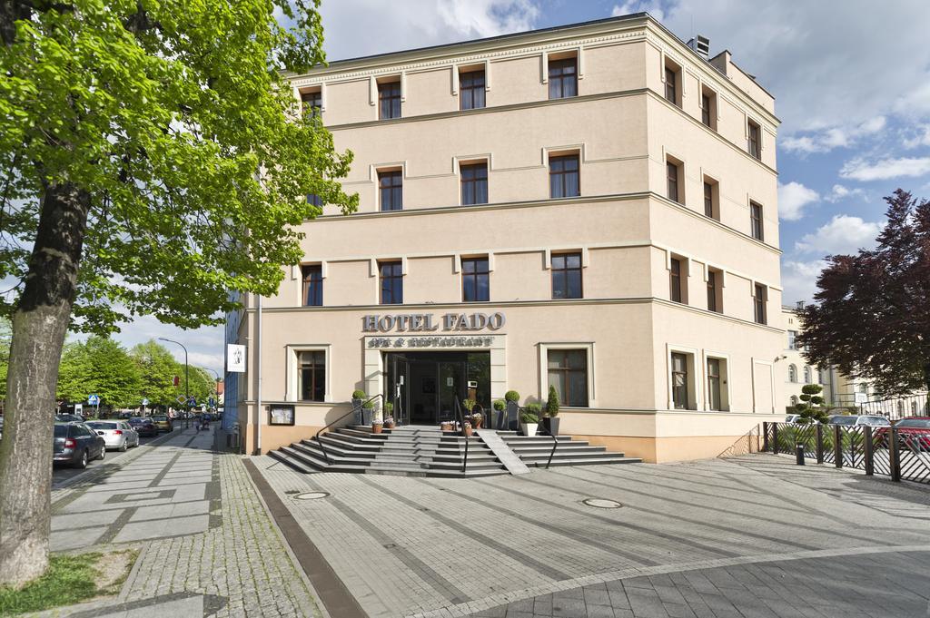 Hotel Fado Spa & Restaurant Świdnica Eksteriør bilde