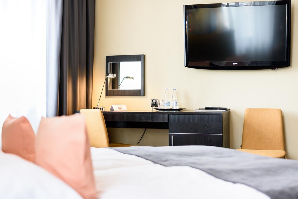 Hotel Fado Spa & Restaurant Świdnica Eksteriør bilde